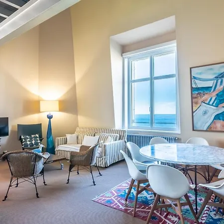 Sun Keyweek Duplex Breathtaking View Of The Ocean And Palace Gardens Μπιαρίτζ